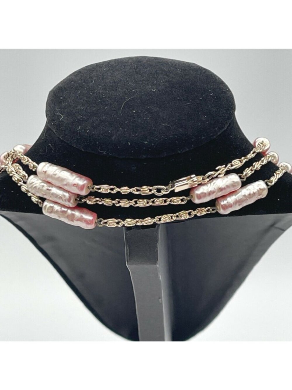 Opera Length Necklace Vintage Pearlescent Pink Bead Station 30" Drop + Earrings - Picture 7 of 9